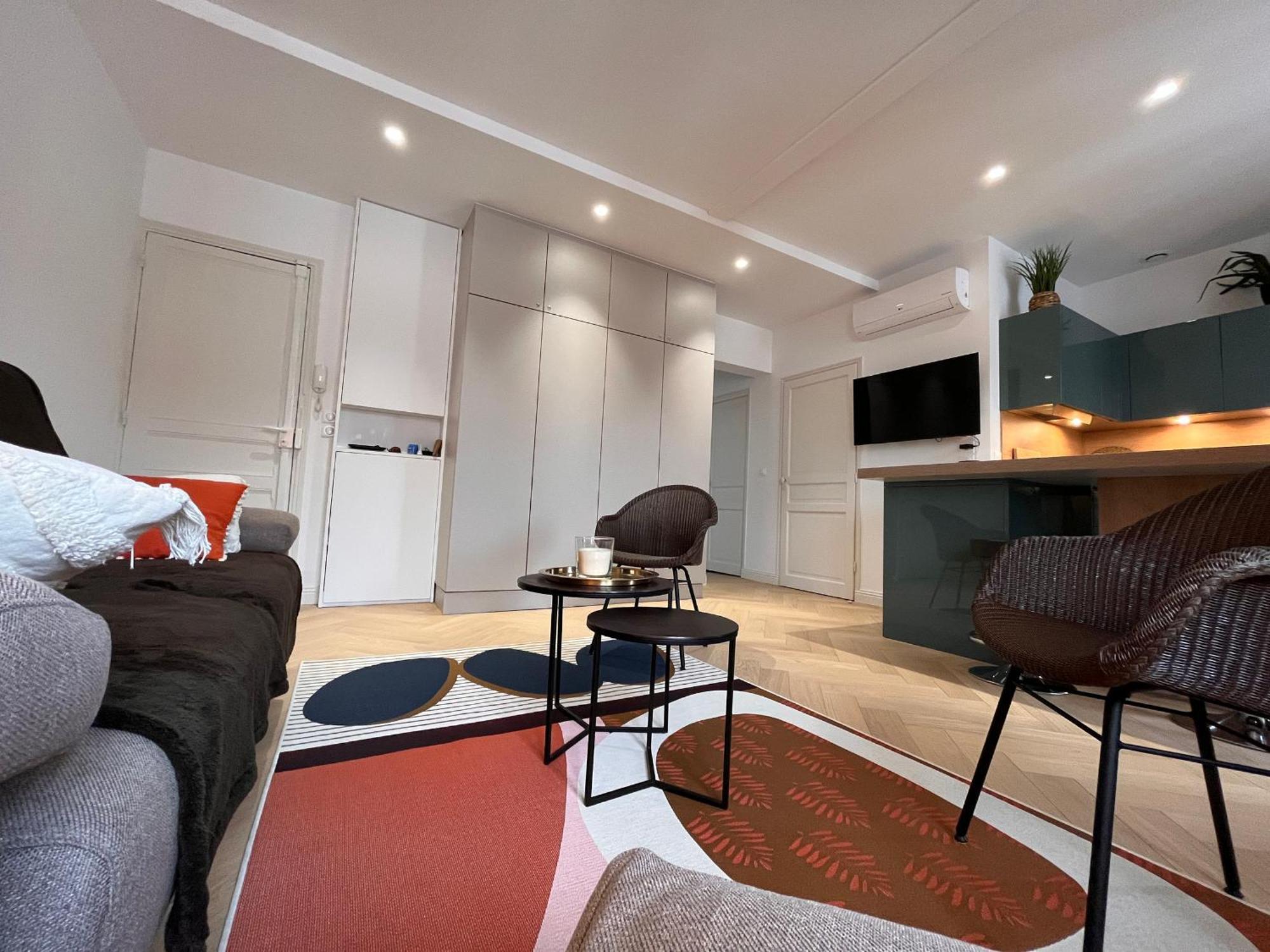 Appartement Lumineux 3 Pieces Pres Des Halles Et De La Plage, Wifi, Clim, Parkings Proches - Fr-1-239-910 سان جان دو لوز المظهر الخارجي الصورة